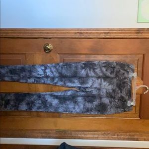New black tie dye leggings large